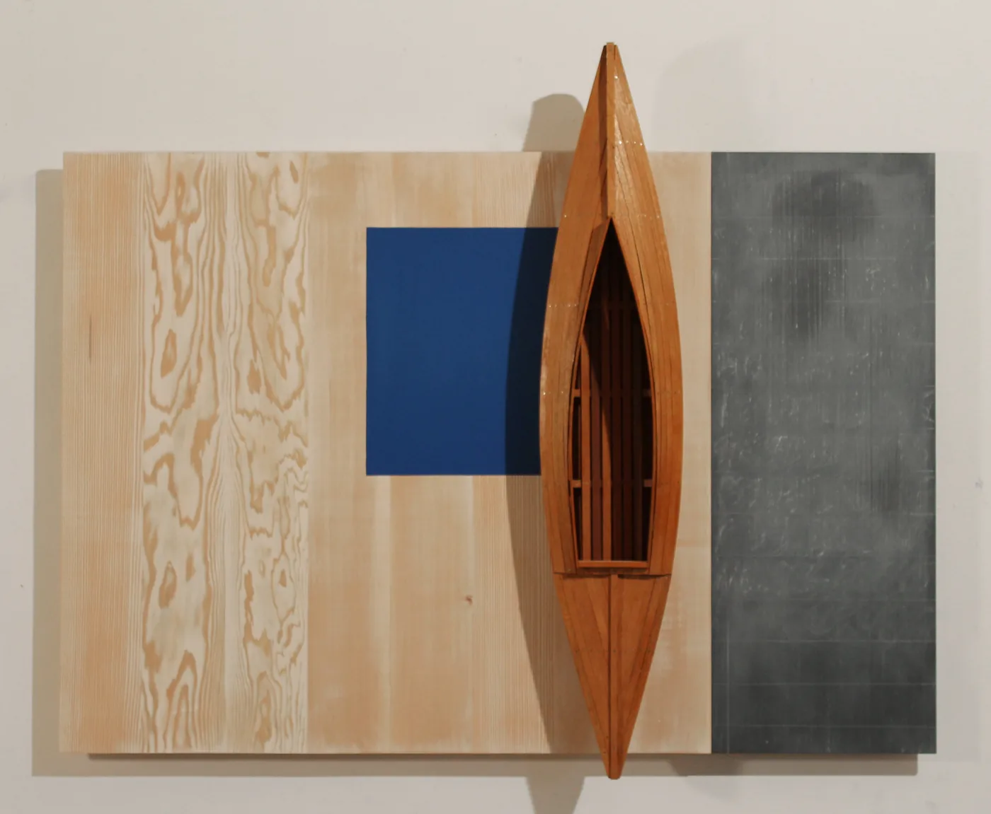 David RUDDELL, Mahogany Boat - Blue Square